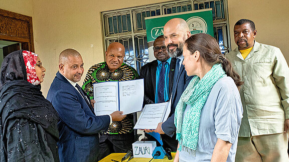 [Translate to Englisch:] Kooperationsvertrag Collaboration Agreement