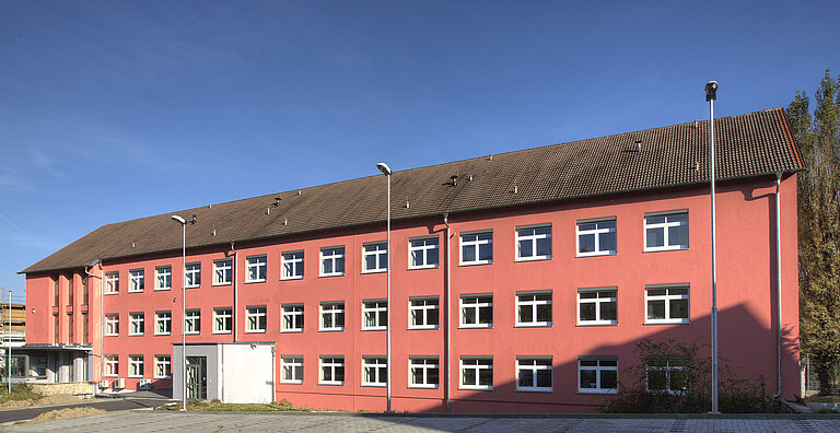 Foto: Hauptgebäude des IBIZ in Jena